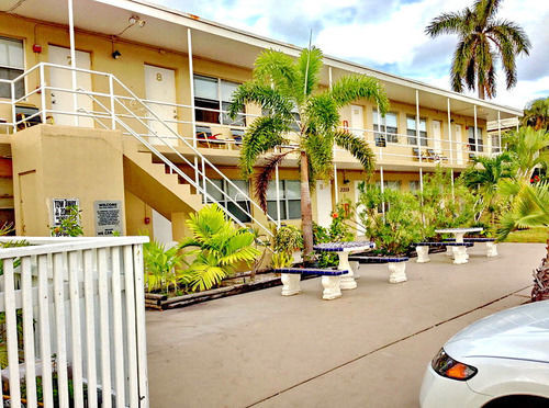 Pelican By The Sea Motel Pompano Beach Exterior foto